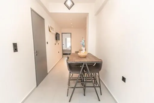 Hidden Paradise Apartment